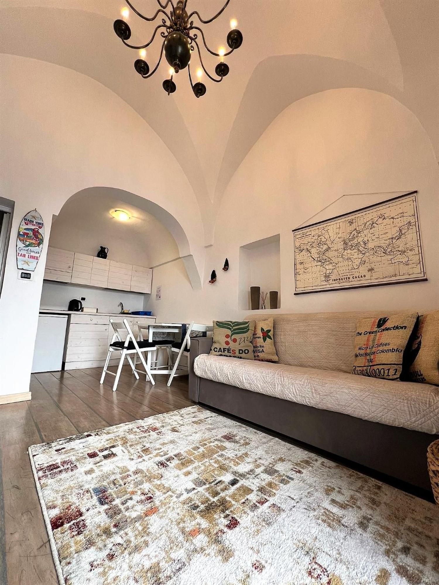 Cozy House In Ostuni With Panoramic Terraces Leilighet Eksteriør bilde
